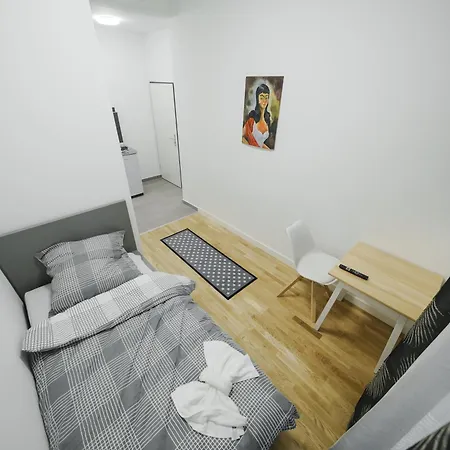 Boardinghaus Perani *