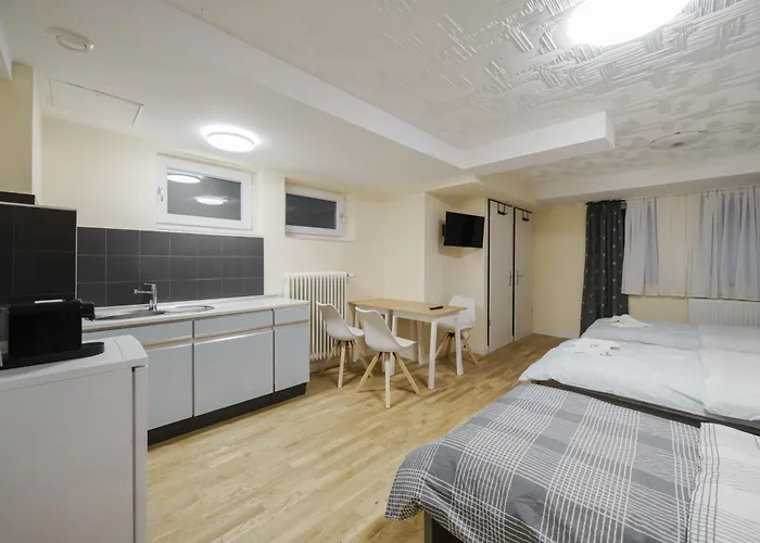 Boardinghaus Perani *